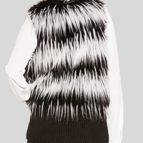 Vince Camuto Faux Fur Vest size S - Picture 2 of 2
